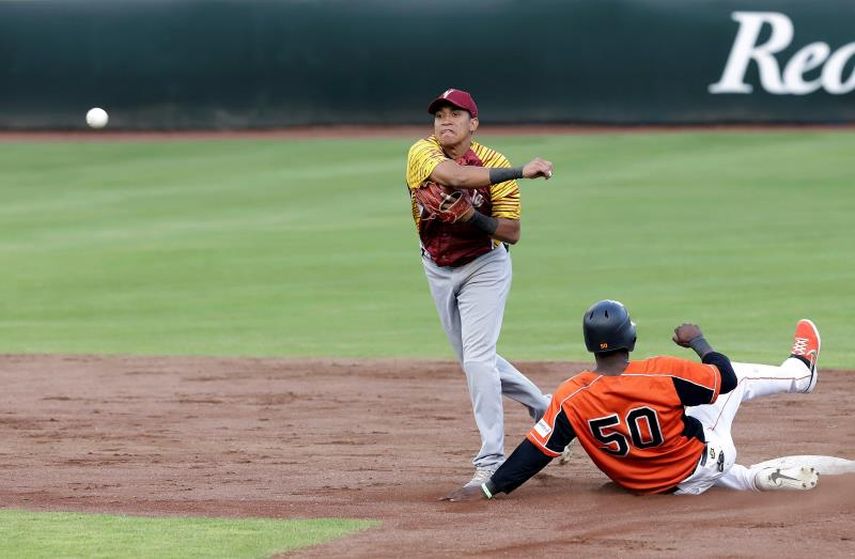 9-3. Venezuela vence a Países Bajos y mantiene posibilidades de jugar final