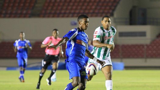 Partido con aires de revancha entre el Árabe Unido y el Alianza FC