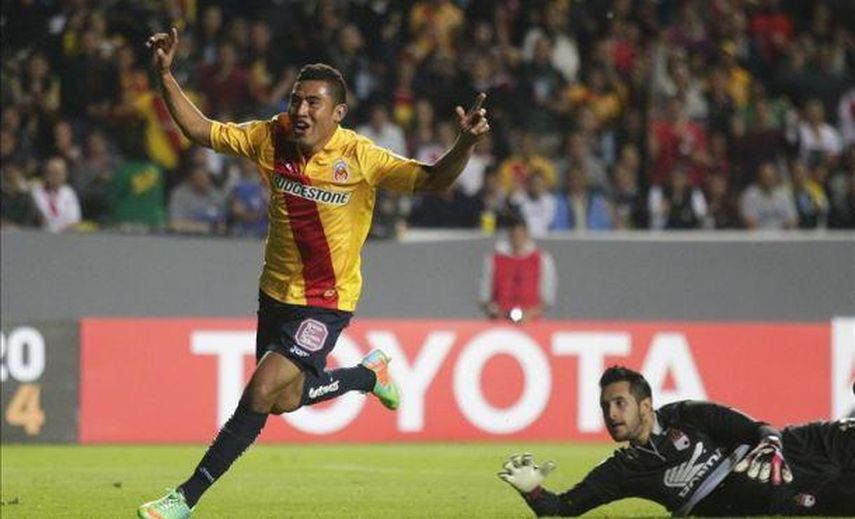 Veto de estadio y multa de 10.350 dólares al Morelia por invasión de cancha