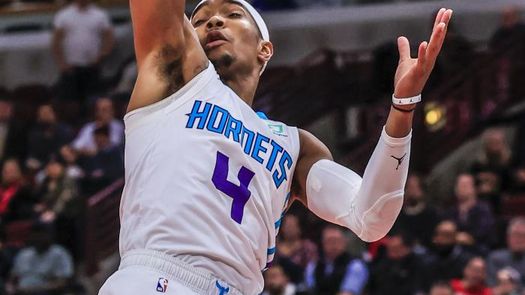 98-109. Graham y los Hornets impiden a los Heat asegurar su pase a los playoffs