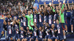 PSG sancionado por la UEFA