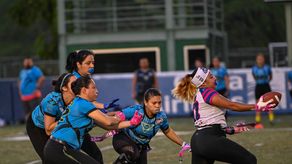 Resultados sorpresivas en la Jornada 3 de la Silver Flag Football League.&nbsp;