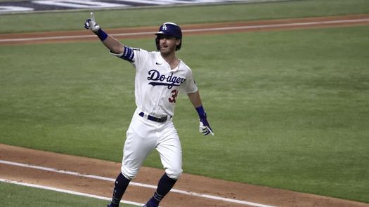 6-11. Trevor Bauer lidera el pitcheo ganador de los Dodgers ante los Rockies