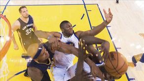 Warriors y Bulls superan partidos complicados ante Pelicans y Bucks