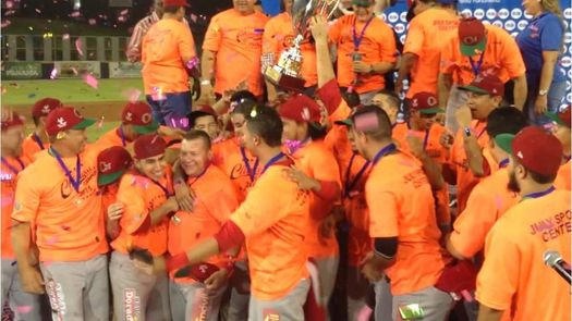 Chiriquí celebra a lo grande, son los campeones del Béisbol Mayor