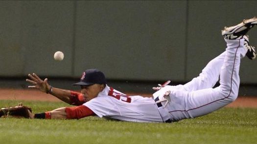 8-4. Betts pega grand slam y da triunfo a los Medias Rojas