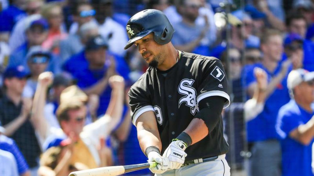 Medias Rojas buscaría tocar la puerta de José Abreu - El ExtraBase