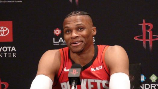 110-111. Westbrook amplía la racha ganadora de los Rockets