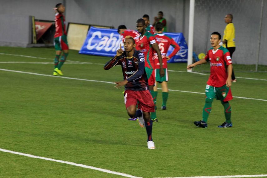 Plaza Amador cumplió en su debut y enciende la alarma en el Atlético Chiriquí