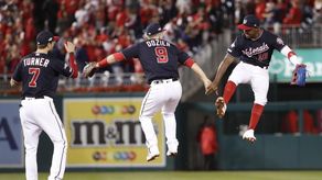 8-1. Ante los Cardenales, Strasburg y Kendrick ponen a los Nacionales a un triunfo de la Serie Mundial