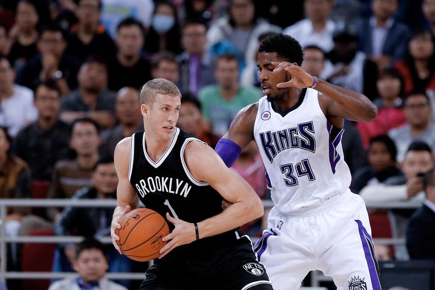 Los Nets saldan su gira china con dos victorias frente a los Kings