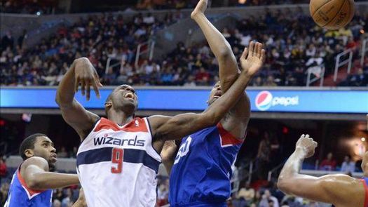 101-108. Thompson marca diferencia en duelo de equipos con las peores marcas