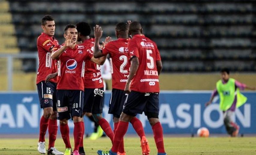 Medellín vence y es nuevo líder de la liga colombiana de fútbol