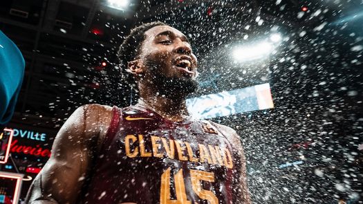 Donovan Mitchell anotó 71 puntos ante los Bulls