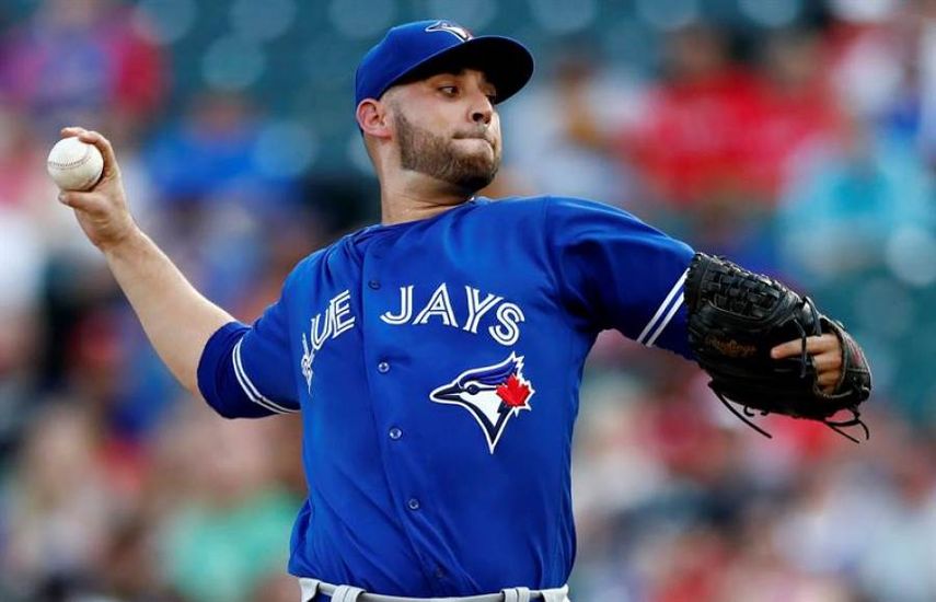2-0. Estrada dirige desde la lomita la victoria de los Azulejos