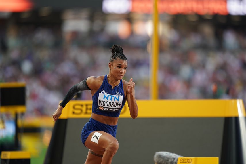 Gianna Woodruff avanza a semifinales en Budapest 2023