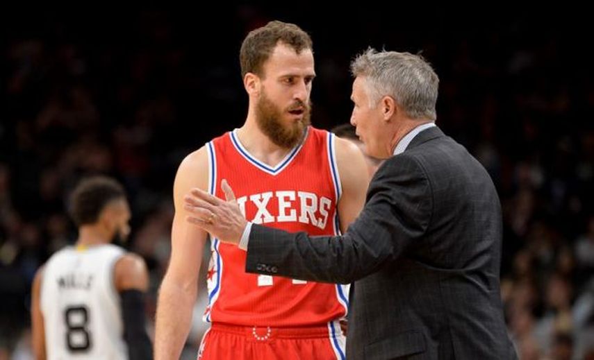 Rodríguez disfrutó del triunfo en el Staples Center; Willy pierde con los Knicks