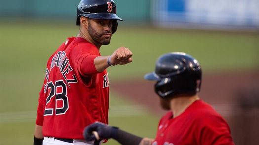 14-9. Martínez pega tres jonrones y Devers, dos, para los Medias Rojas