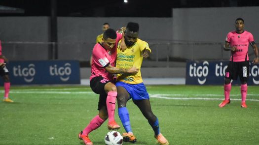 El Plaza Amador muestra su pegada de campeón en el fútbol panameño