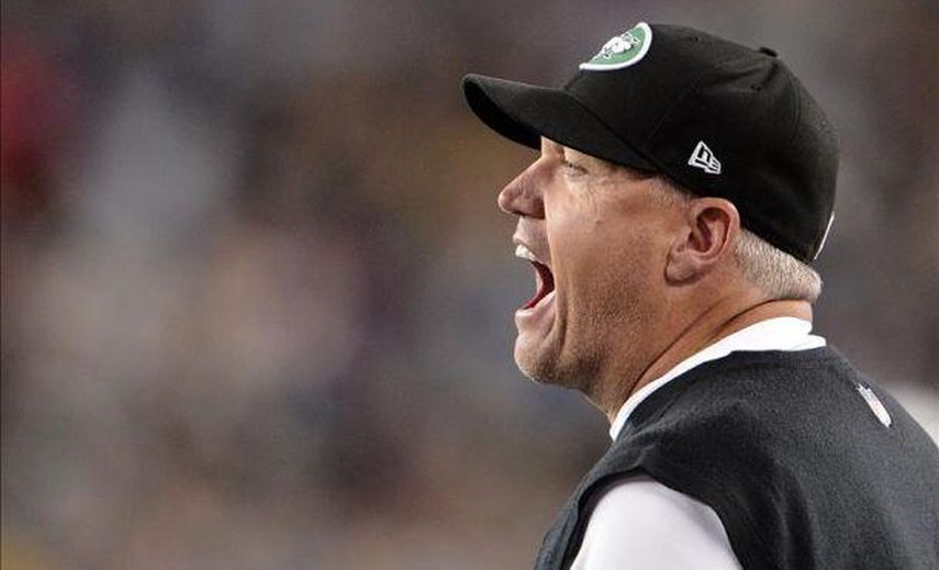 Ryan fue presentado por los Bills y /prometió/ estar en los playoffs