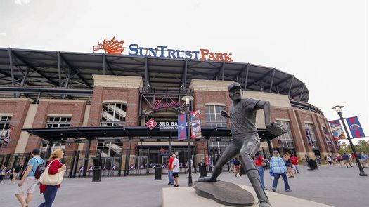 Phil Niekro, el legendario lanzador de nudillos, falleció a los 81 años