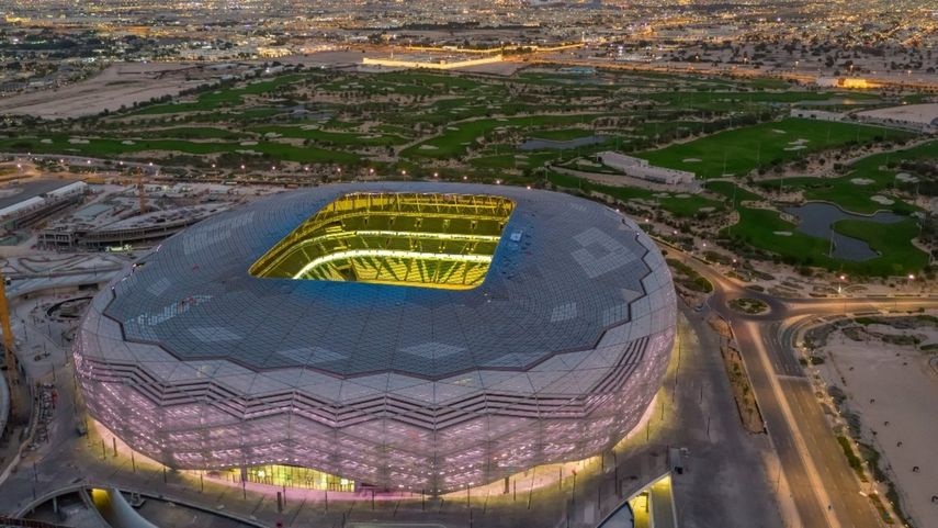 Estadios qataríes, entre la innovación y la polémica