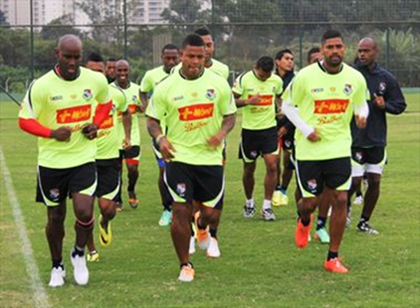 La selección nacional de Panamá entrenó en Sao Paulo y viaja esta noche a Goiás