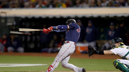 Urías estrena liderato; Guerrero Jr., lo busca; Estrada luce con grand slam