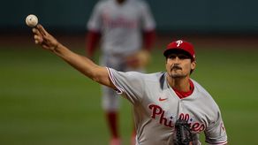 9-2. Eflin domina con sus serpentinas a los Cardenales y se apunta el triunfo de los Filis