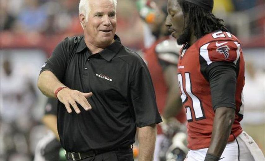 Los Falcons acuerdan con Soliai, Jackson y Asamoah