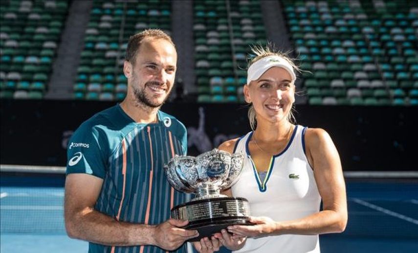 Soares y Vesnina, campeones del dobles mixto