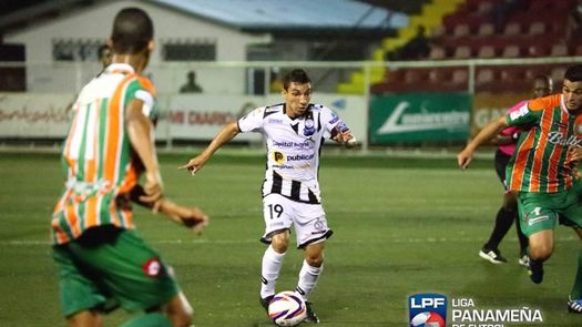 Tauro da señales de vida tras superar al Alianza FC