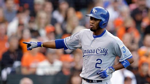 El venezolano Escobar empata su marca en un partido de la Serie Mundial