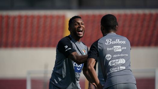 Panamá-Honduras, la primera final