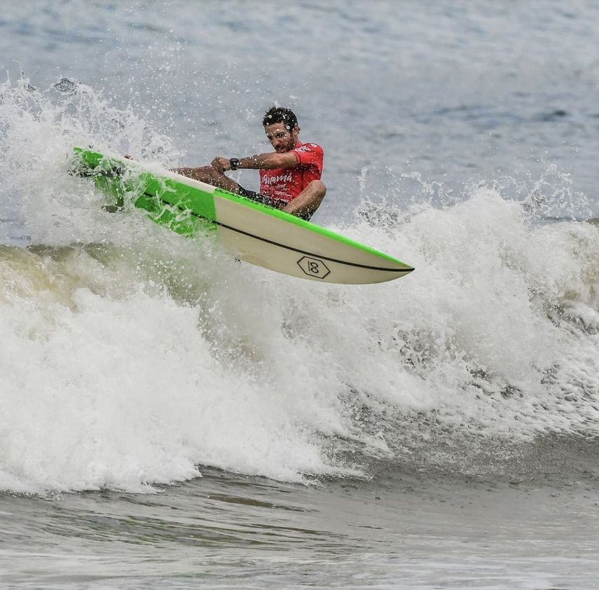 El peruano Tamil Martino fue uno de los protagonistas del SUP Surf de los Juegos Panamericanos de Surf Playa Venao 2022. Foto: @panamericansurf