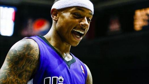 106-111. Thomas detiene la mala racha de los Suns