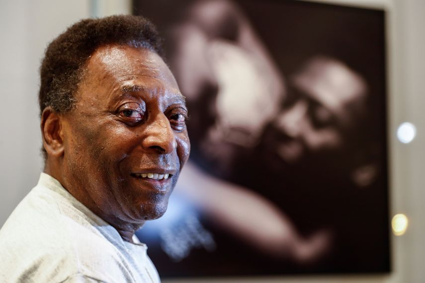 Pelé continúa con su recuperación y afirma que cada día está mejor