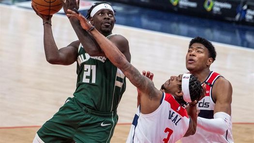 135-134. Los Bucks superan el triple-doble de Westbrook con los Wizards y se acercan a los Nets