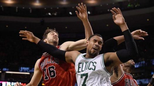 103-119. Rose fue la estrella; Gasol logró su vigésimo segundo doble-doble