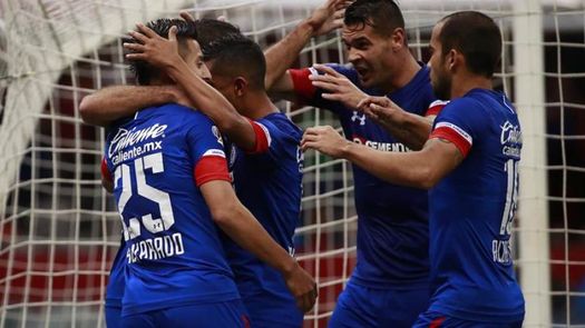 El líder Cruz Azul recibirá mañana al Veracruz en partido de expectativas