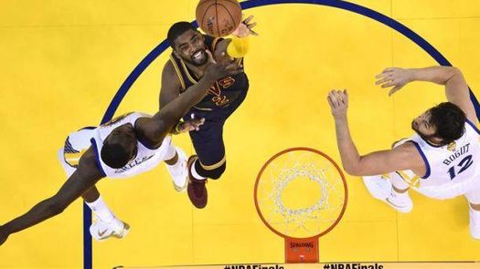 Kyrie Irving se perderá el resto de las Finales con los Cavaliers por rotura de rótula
