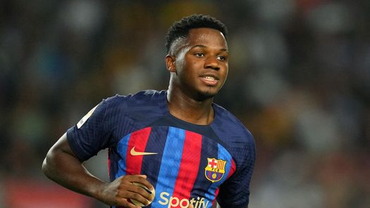 Ansu Fati mantiene su seguidilla ante el Villarreal