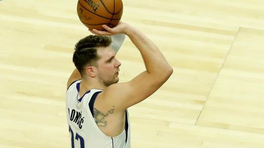 81-106: Los Clippers aplastan a los Mavericks de un Doncic entre algodones