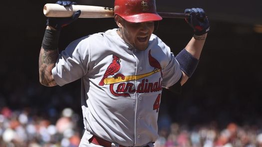 Otro positivo por COVID-19 en los Cardenales fuerza el aplazamiento ante los Cachorros