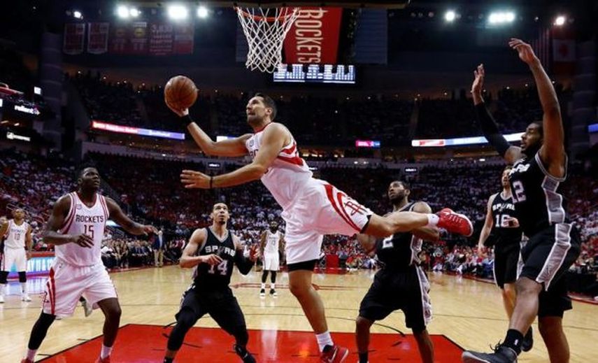 Los Cavaliers, a un triunfo de las Finales en el Este; los Spurs recuperan la ventaja