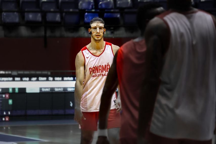 Eugenio Luzcando Bocaz durante entrenamiento de la selección de Panamá. Foto: Ricardo Dormoi, Agencia Ochenta y Siete.