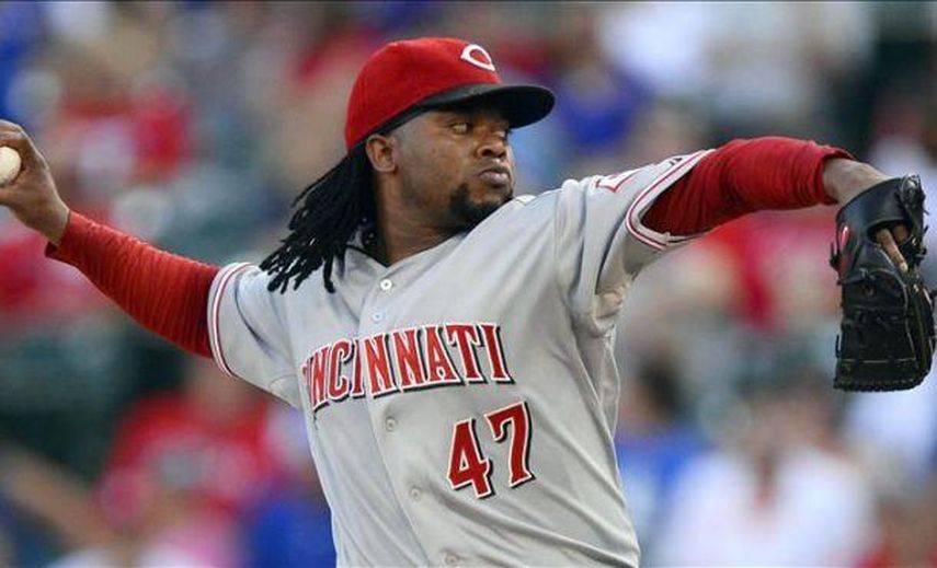 3-1. Cueto y los Rojos ponen cerca de la eliminación a los Cerveceros