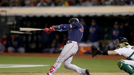 7-4. Hernández jonronea y define el triunfo de los Medias Rojas