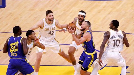 Jazz y Nets se clasifican para los playoffs, Bucks y Mavericks se acercan