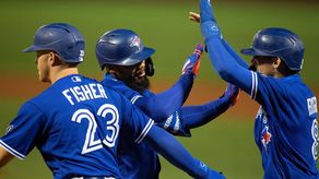 3-2. Muñoz llega a la timbradora marcando la victoria de los Medias Rojas